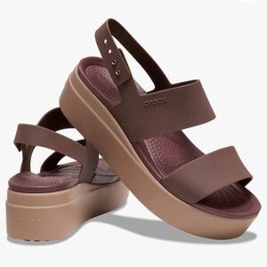NWT Crocs Brooklyn Wedges Platform Sandals Size 8 Mocha/ Mushroom